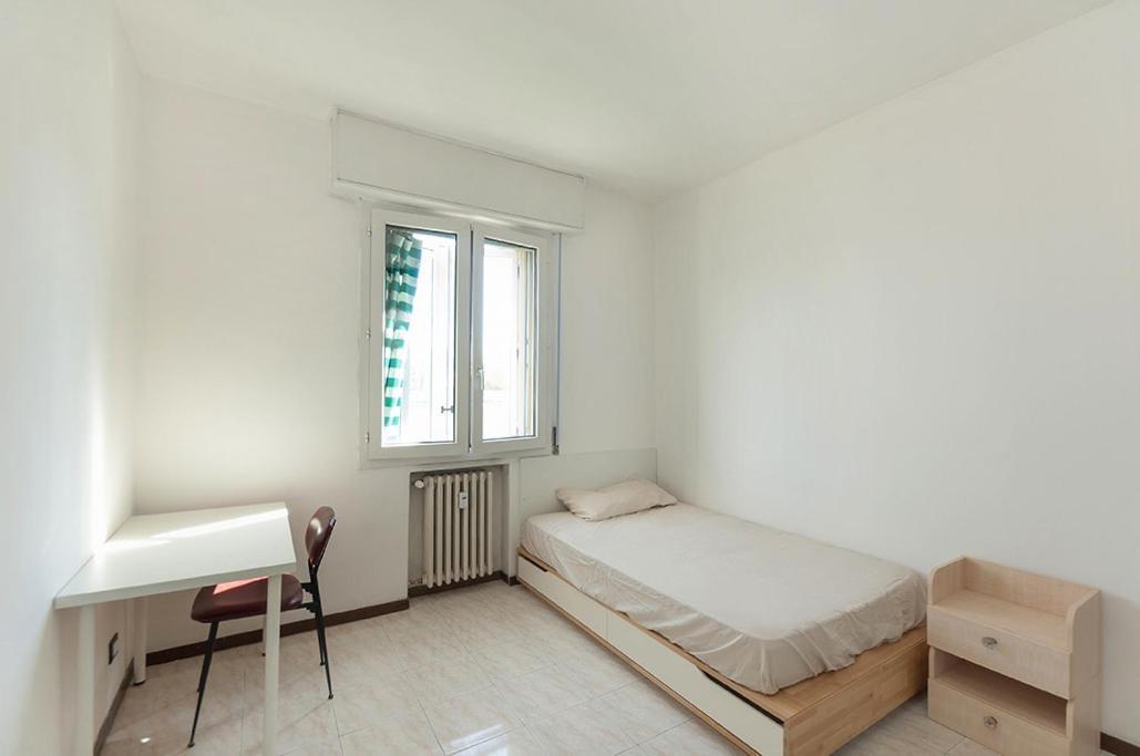 Private Room For Girls Bolonia Zewnętrze zdjęcie